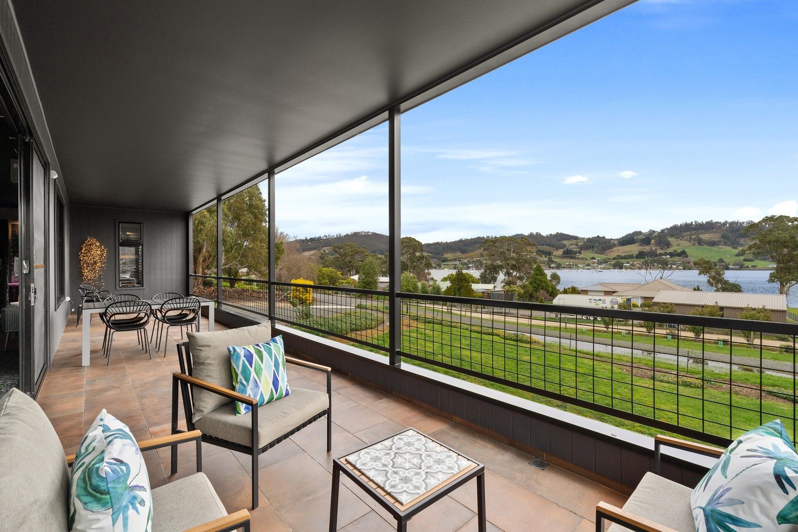 2 bedrooms House in 26 Pambulla Road NICHOLLS RIVULET TAS, 7112