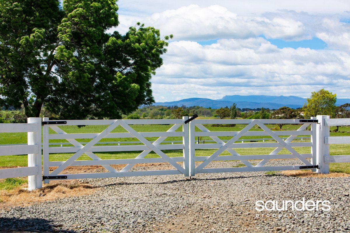 4 bedrooms Rural in 2128 Bishopsbourne Road LONGFORD TAS, 7301