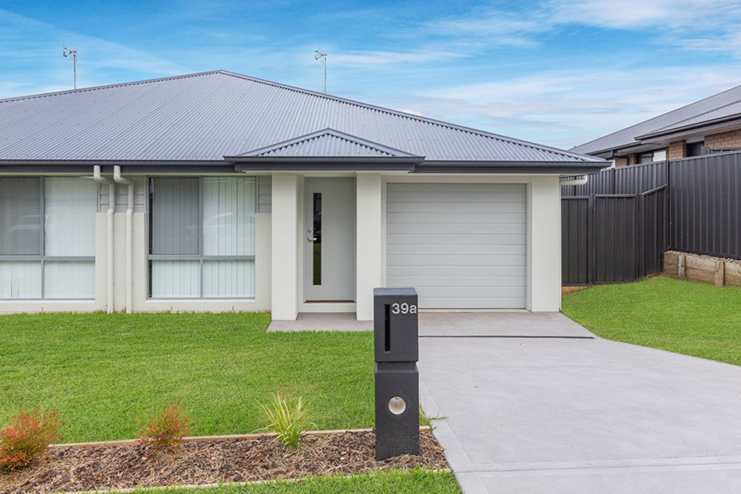 4 bedrooms Semi-Detached in 39A Mapplewell Circuit FARLEY NSW, 2320