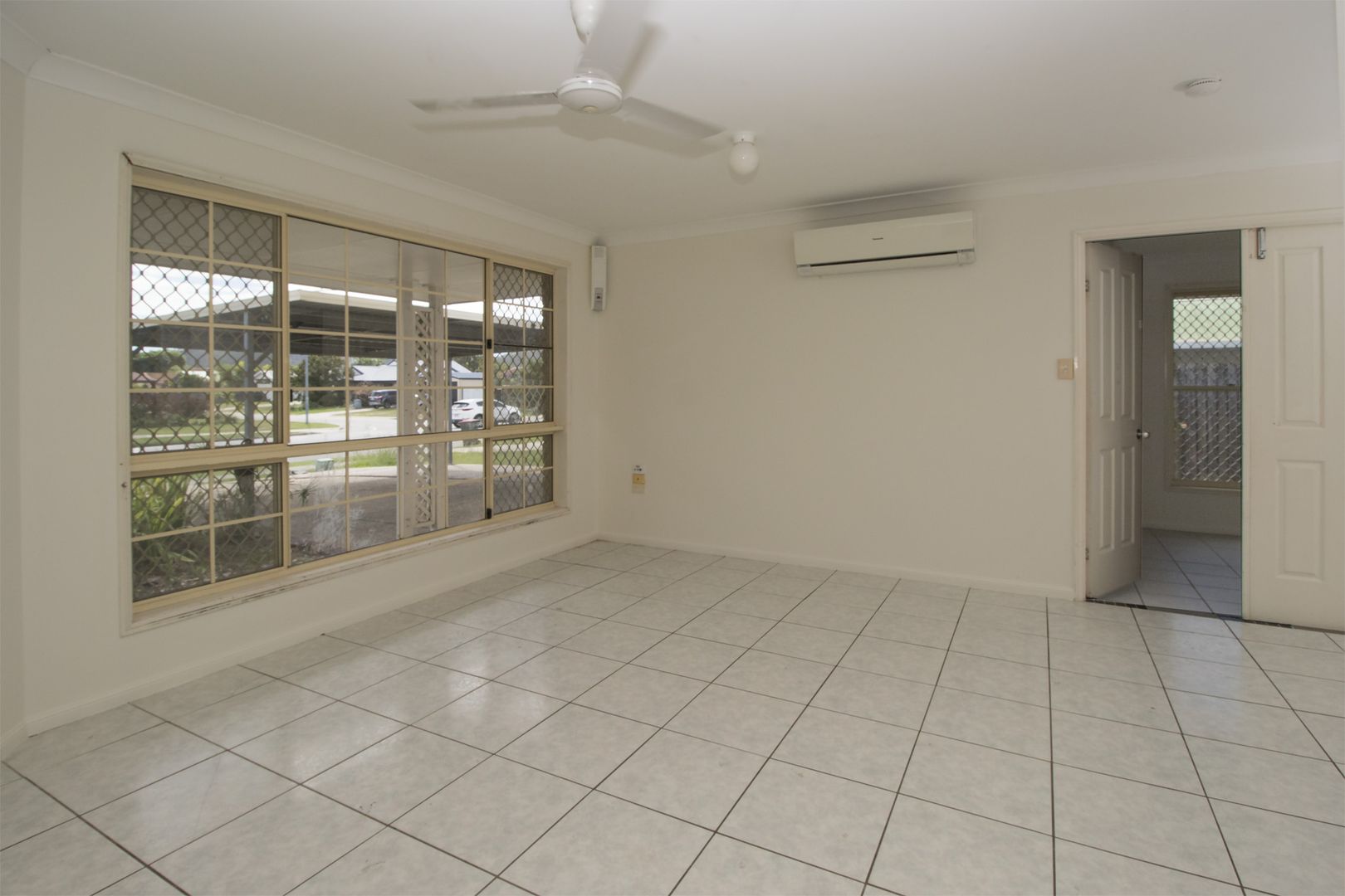 68 Burnda Street, Kirwan QLD 4817, Image 2