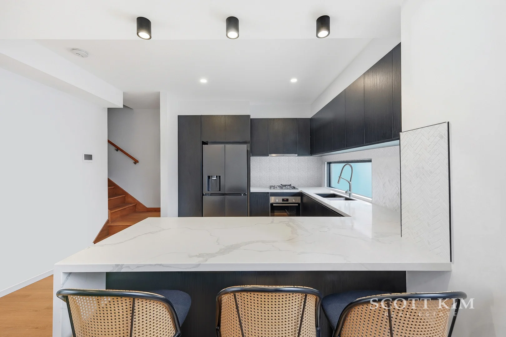 Additional image 5 of 2/53 Myrtle Street, Ivanhoe VIC 3079