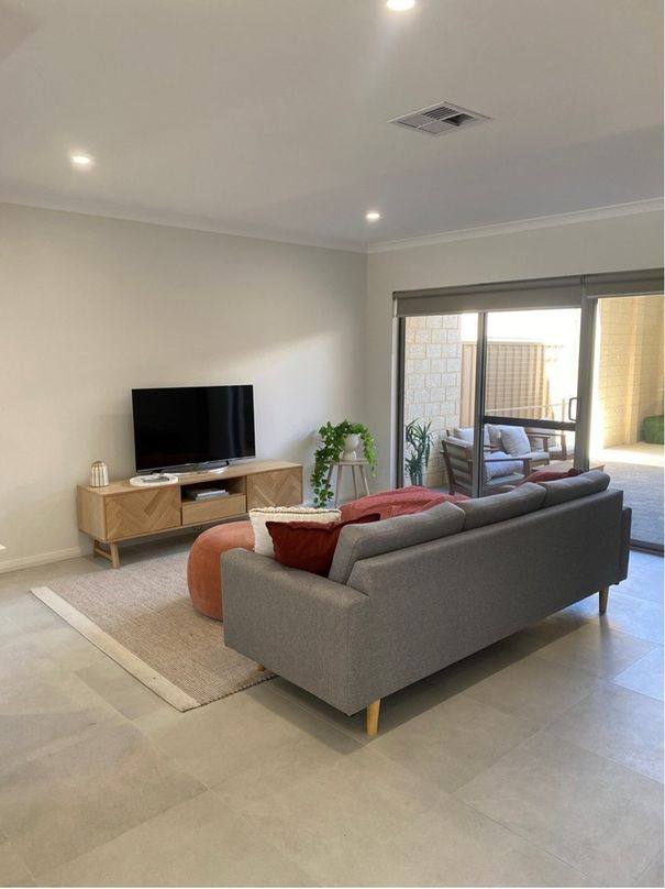 4 bedrooms House in 4 Clarkson Avenue TAPPING WA, 6065