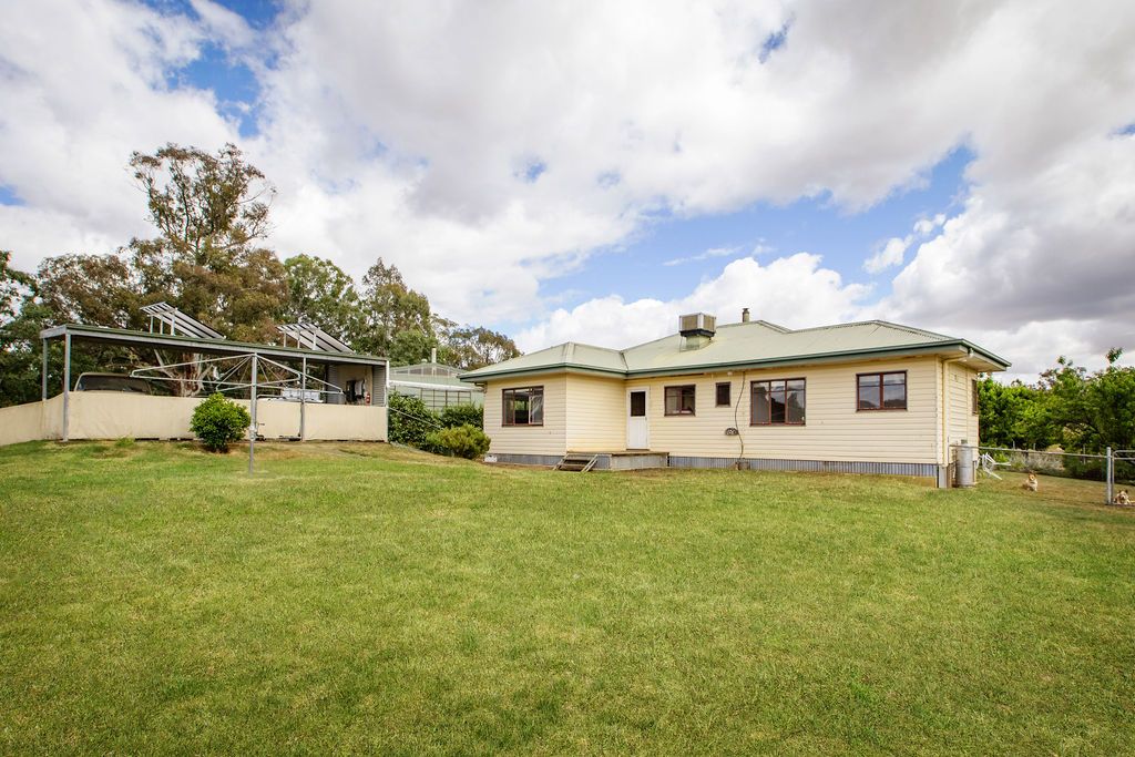 152 Osbornes Flat Road, Yackandandah VIC 3749, Image 0