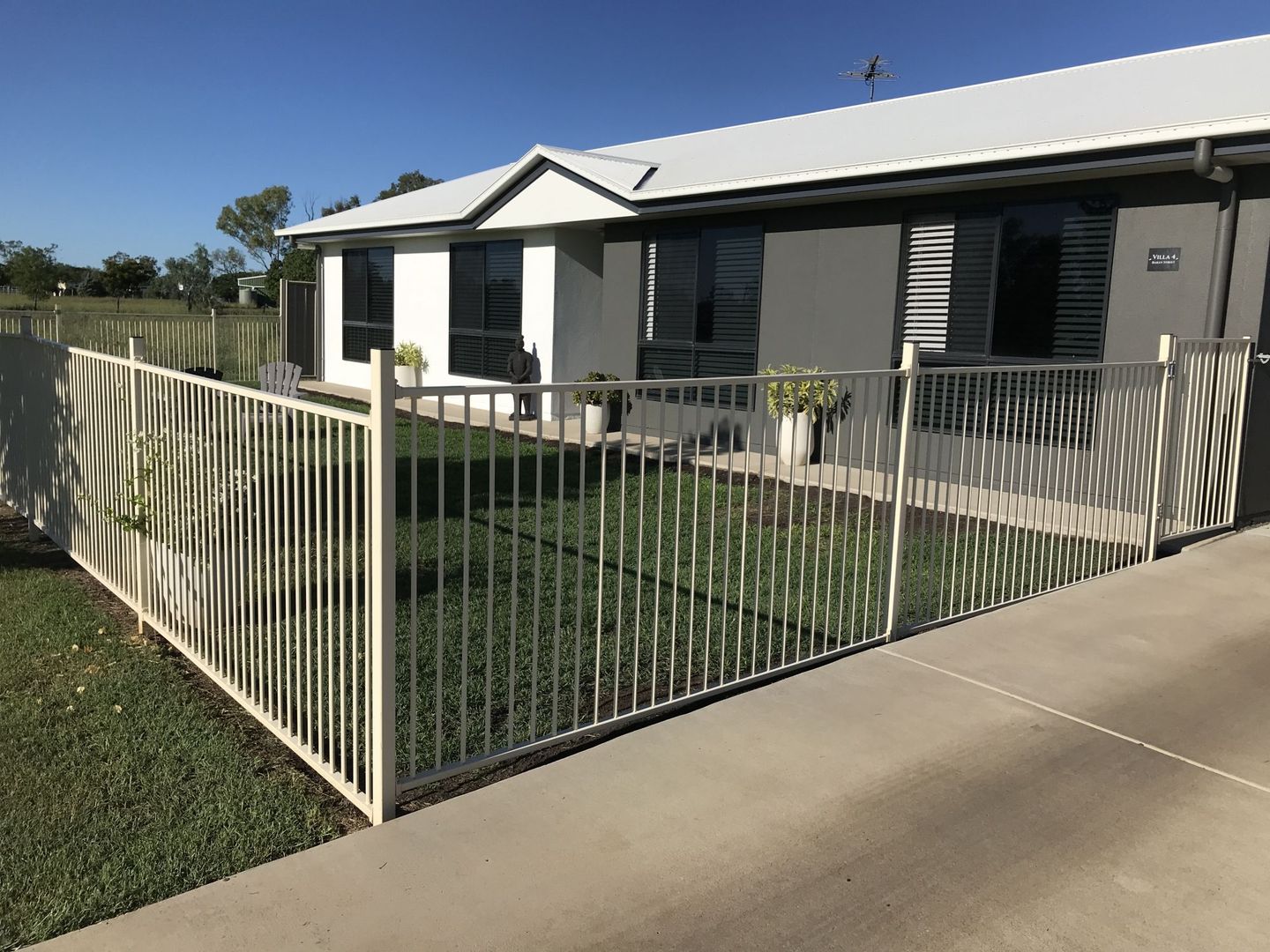 4/44 Bailey Street, Capella QLD 4723 Domain