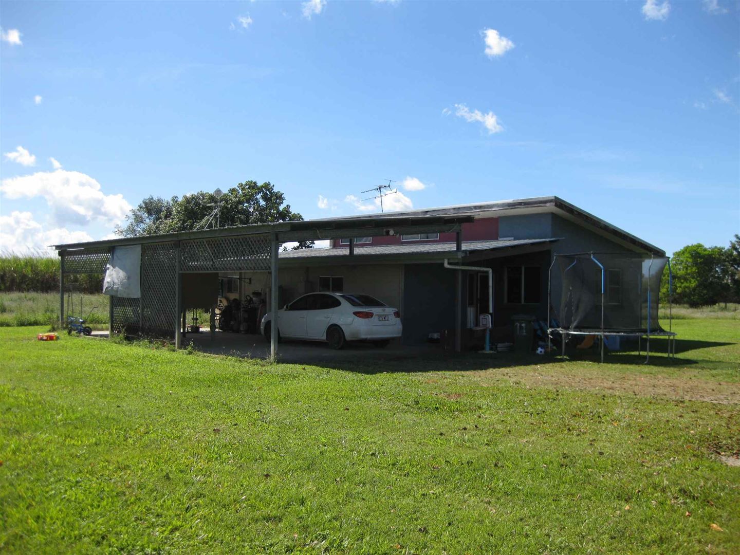 90 96 King Road, Murray Upper QLD 4854 Farm for Sale 385,000