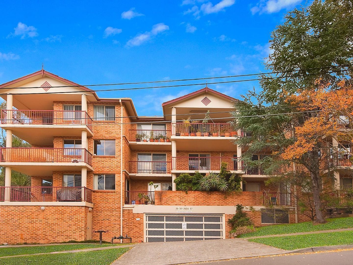3 bedrooms Apartment / Unit / Flat in 1/26-30 Linda Street HORNSBY NSW, 2077