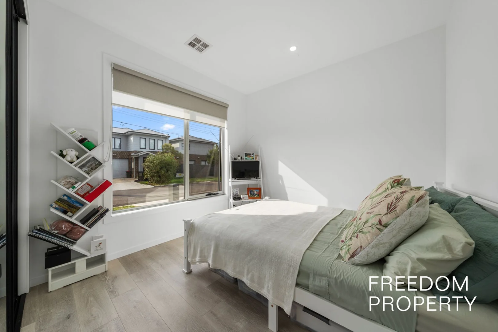 Additional image 5 of 12 Gordon Avenue, Altona Meadows VIC 3028