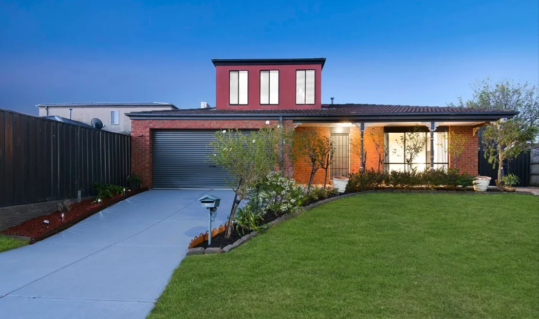 10 Fiander Cl, Cranbourne East VIC 3977