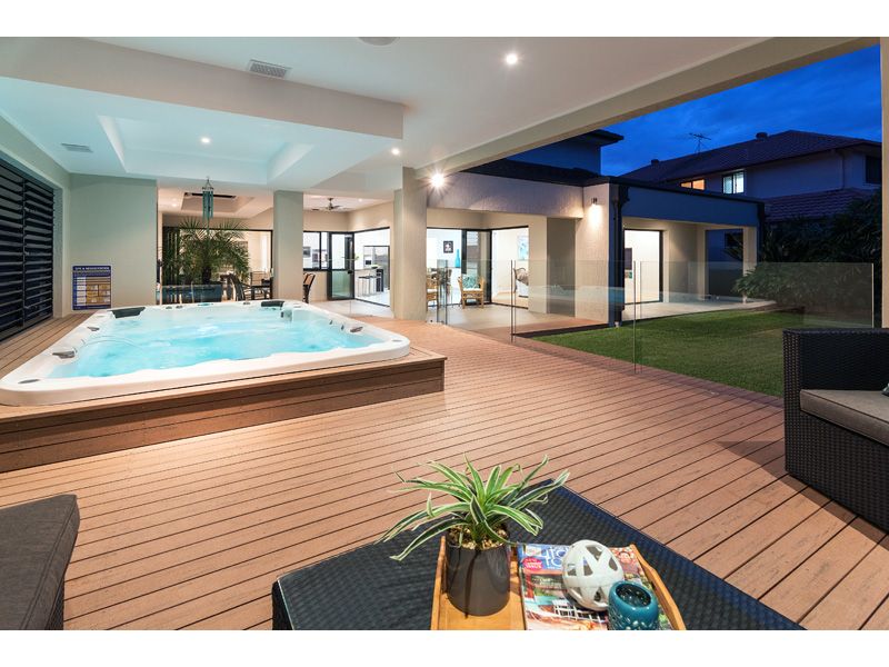 6 Rundle Place, Carindale QLD 4152, Image 2
