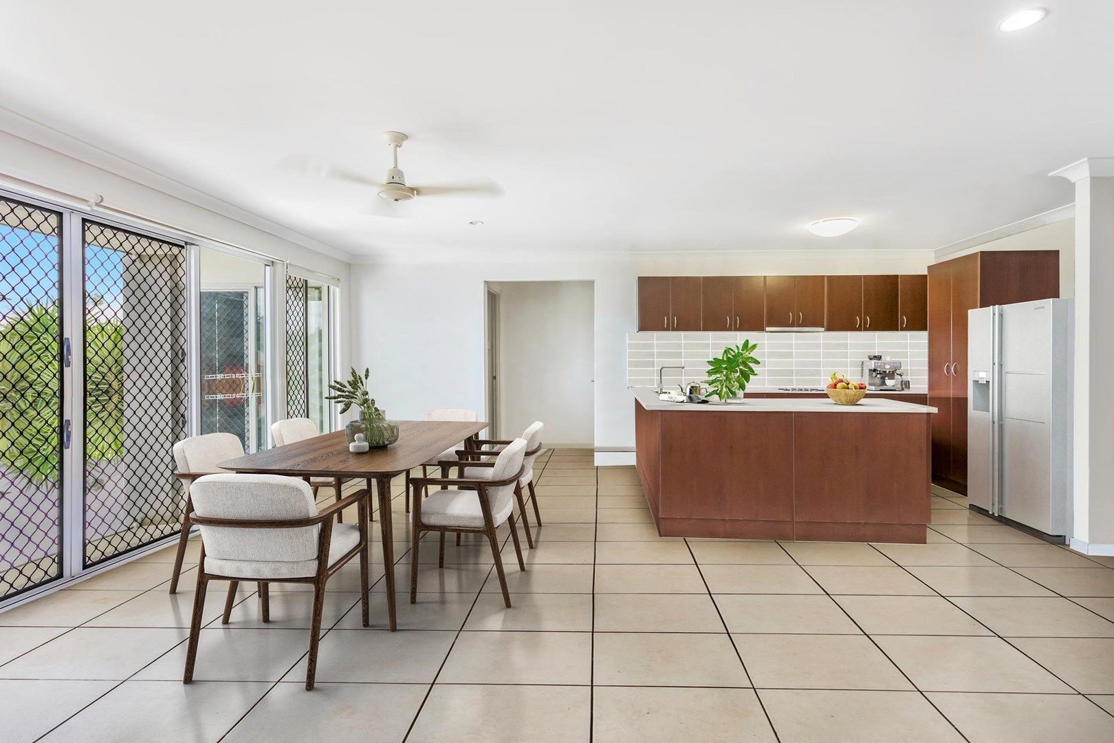 4 bedrooms House in 30 Danbulla Street PIMPAMA QLD, 4209