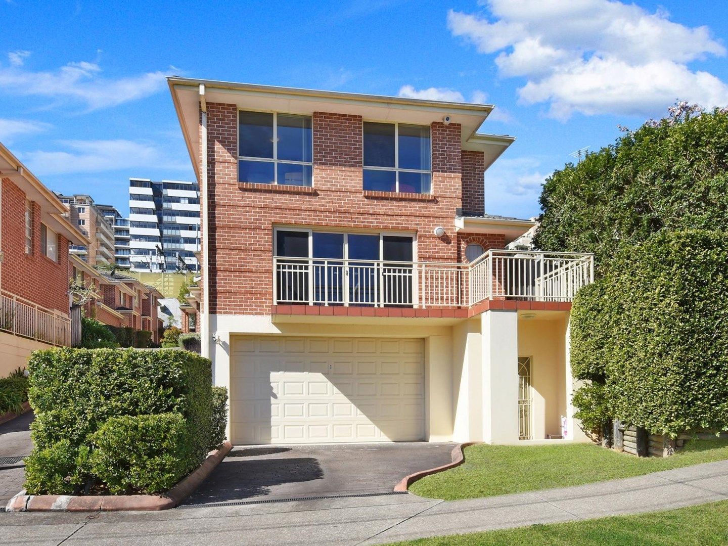 3 bedrooms Townhouse in 3/15-17 Forbes St HORNSBY NSW, 2077
