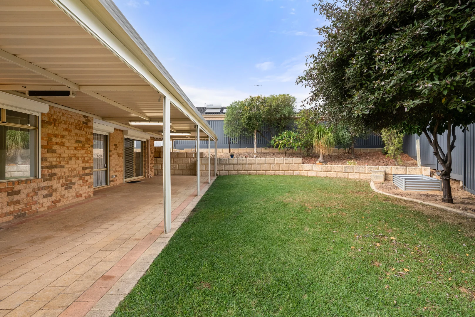 Additional image 21 of 16 Brignell Gardens, Parmelia WA 6167