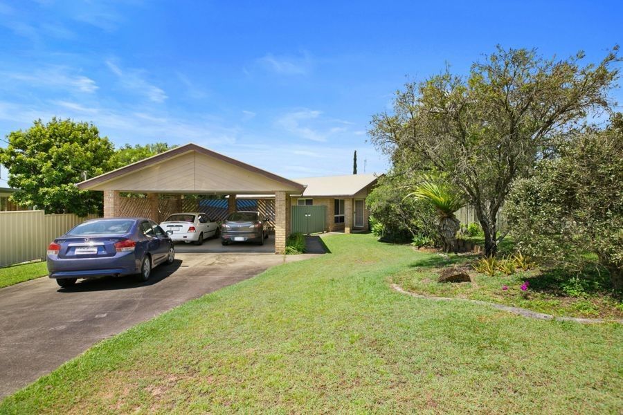 5 Westphal Court, Southside QLD 4570, Image 1