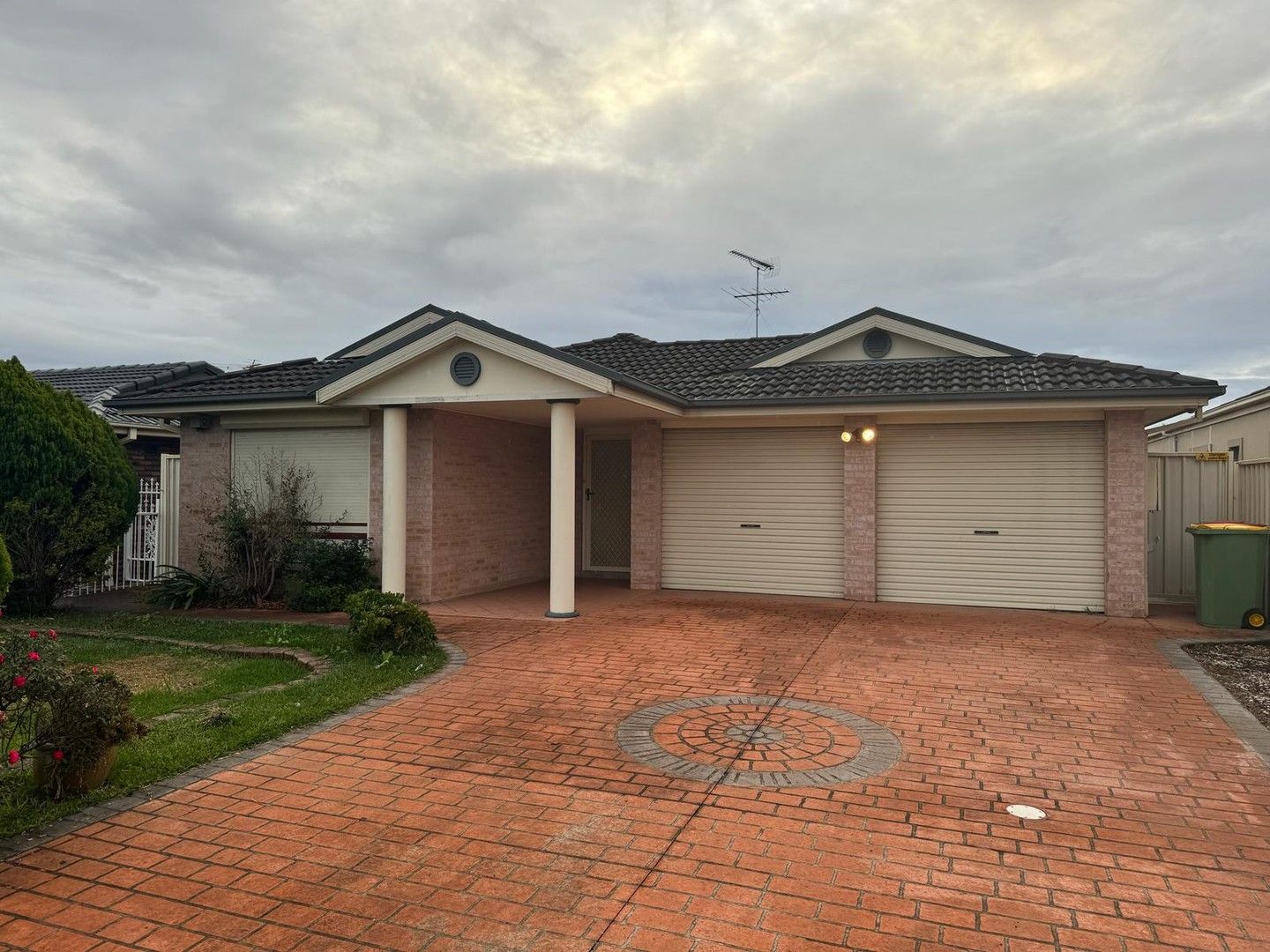 25 MONTGOMERY ROAD, Bonnyrigg NSW 2177 House For Rent 950 Domain