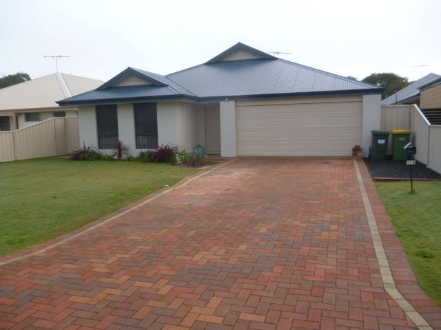 4 bedrooms House in 116 Beachfields Drive ABBEY WA, 6280