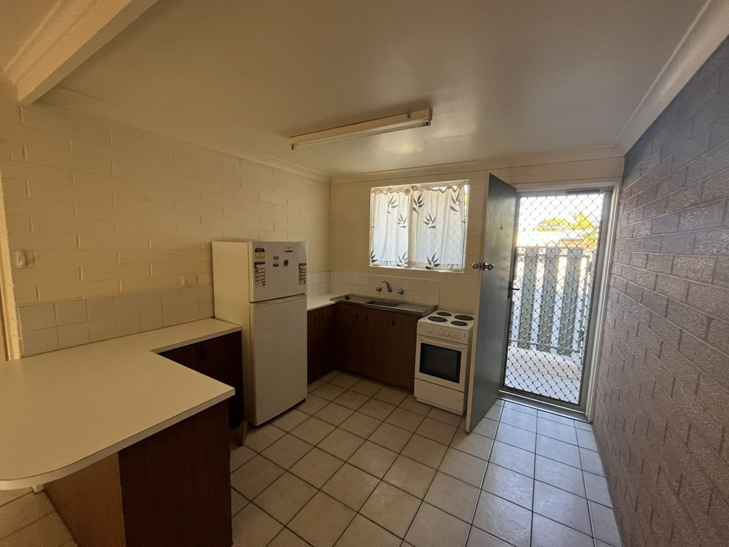 2/17 Giles Street, East Side NT 0870, Image 2