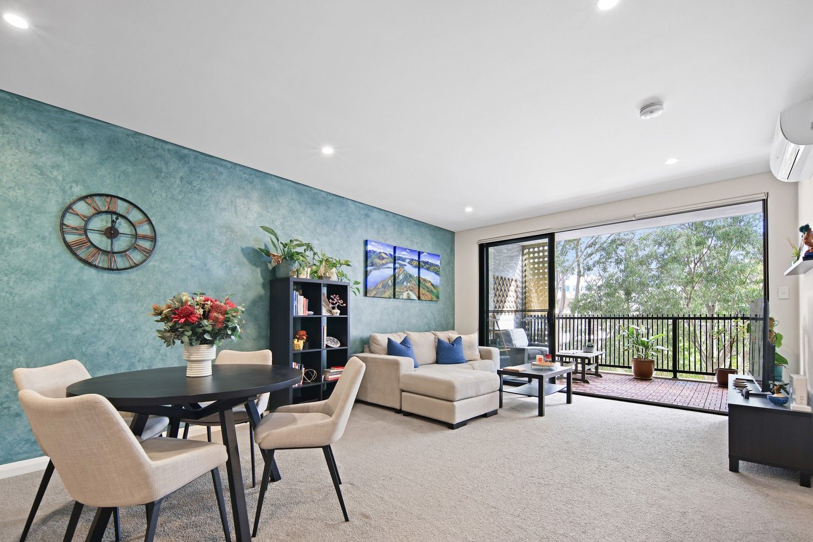 2 bedrooms Apartment / Unit / Flat in 305/8 Murrell Street ASHFIELD NSW, 2131