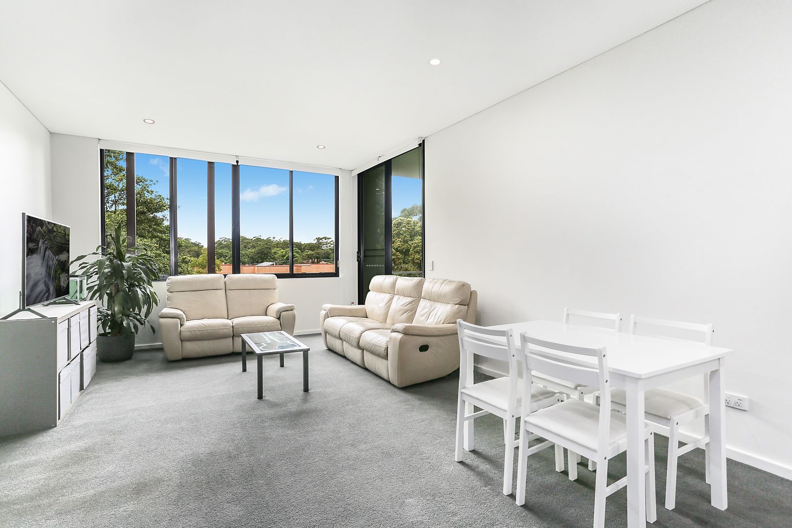 320/11 Veno Street, Heathcote NSW 2233, Image 2