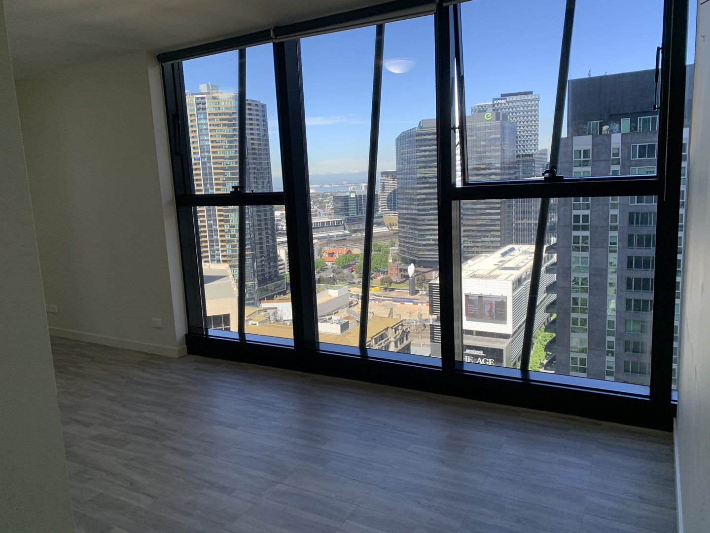 2 bedrooms Apartment / Unit / Flat in 2510/568 Collins Street MELBOURNE VIC, 3000