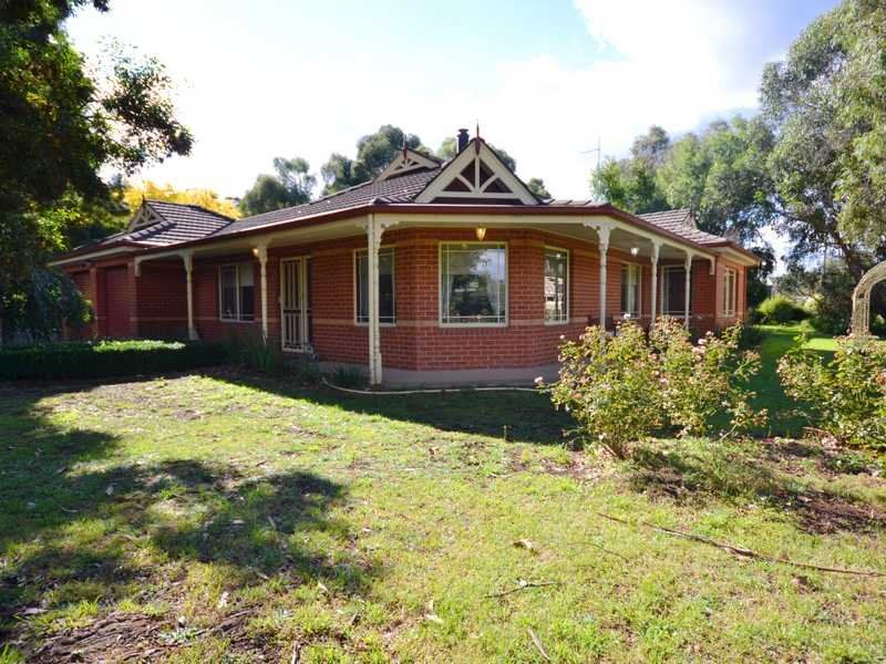 4 bedrooms House in 502 Yuille Street BUNINYONG VIC, 3357