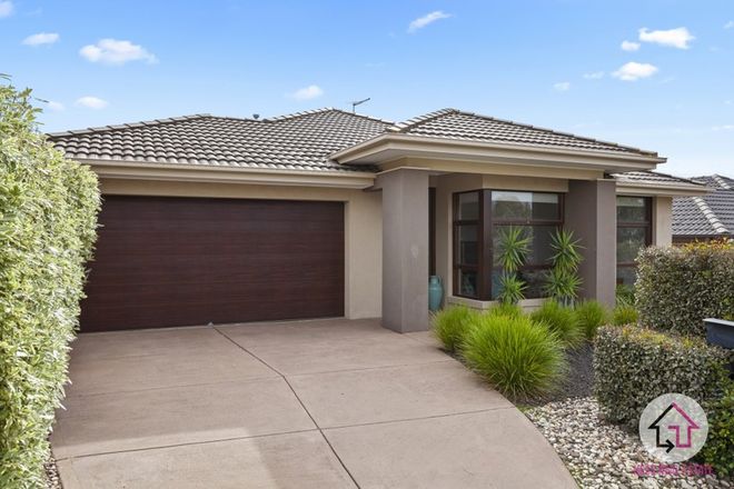 Picture of 12 Appleberry Way, WALLAN VIC 3756