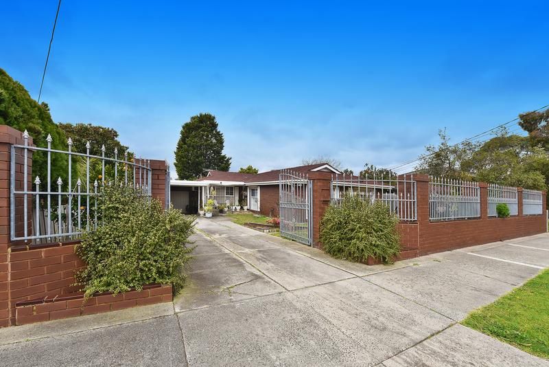 144 Lawrence Road, Mount Waverley VIC 3149, Image 0