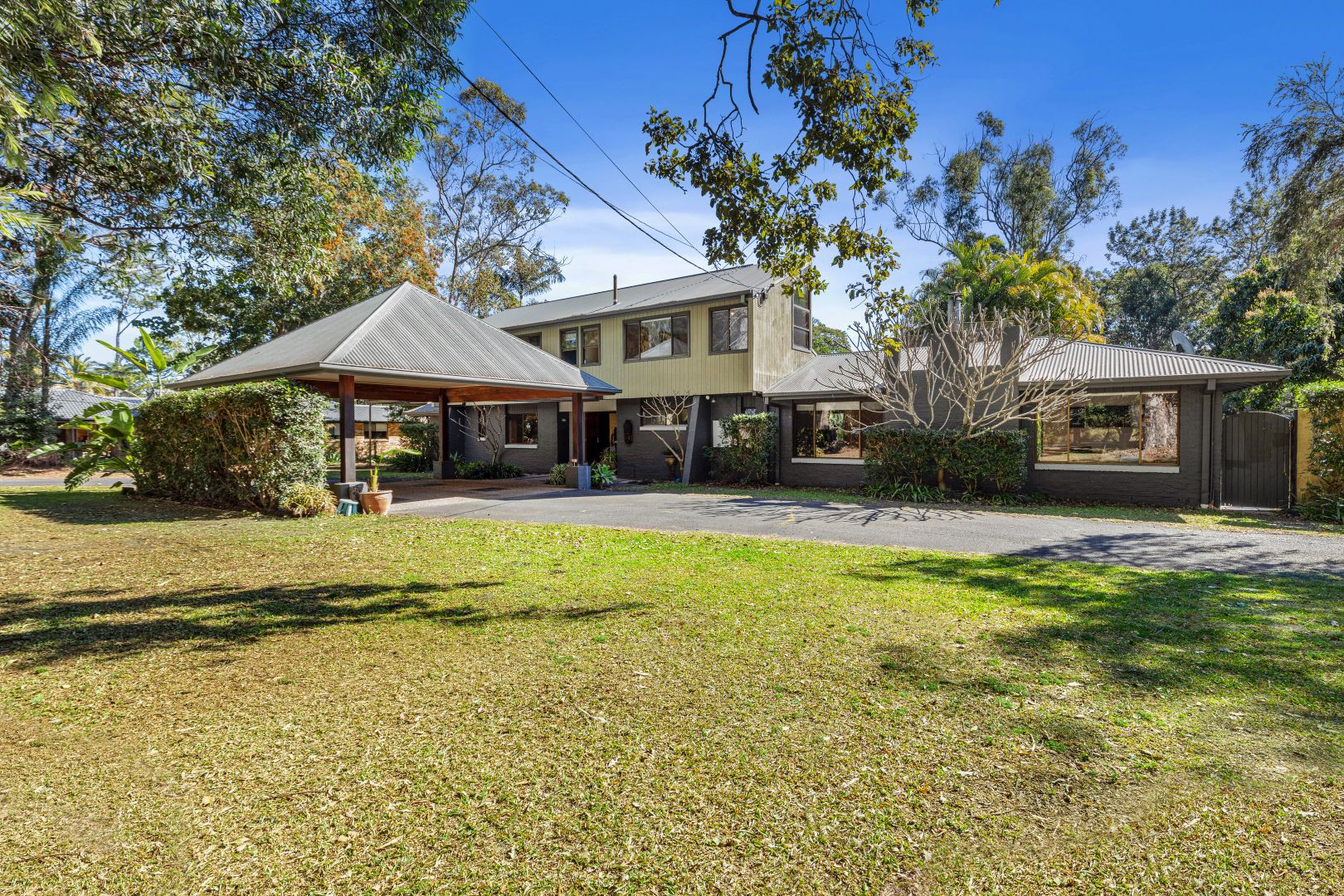11 Tierney Drive, Currumbin Waters QLD 4223, Image 1