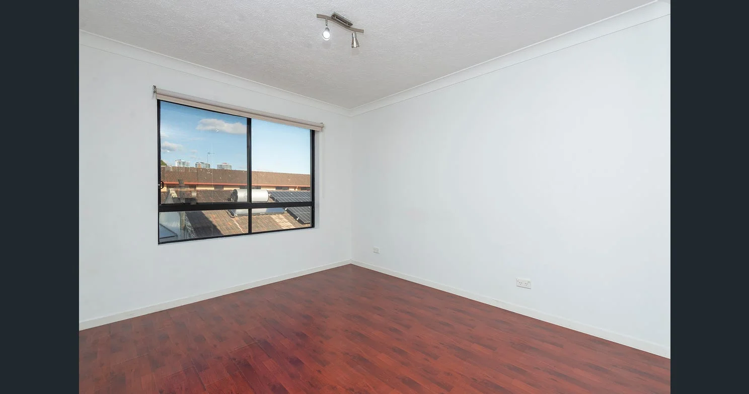 Additional image 6 of Southport QLD 4215