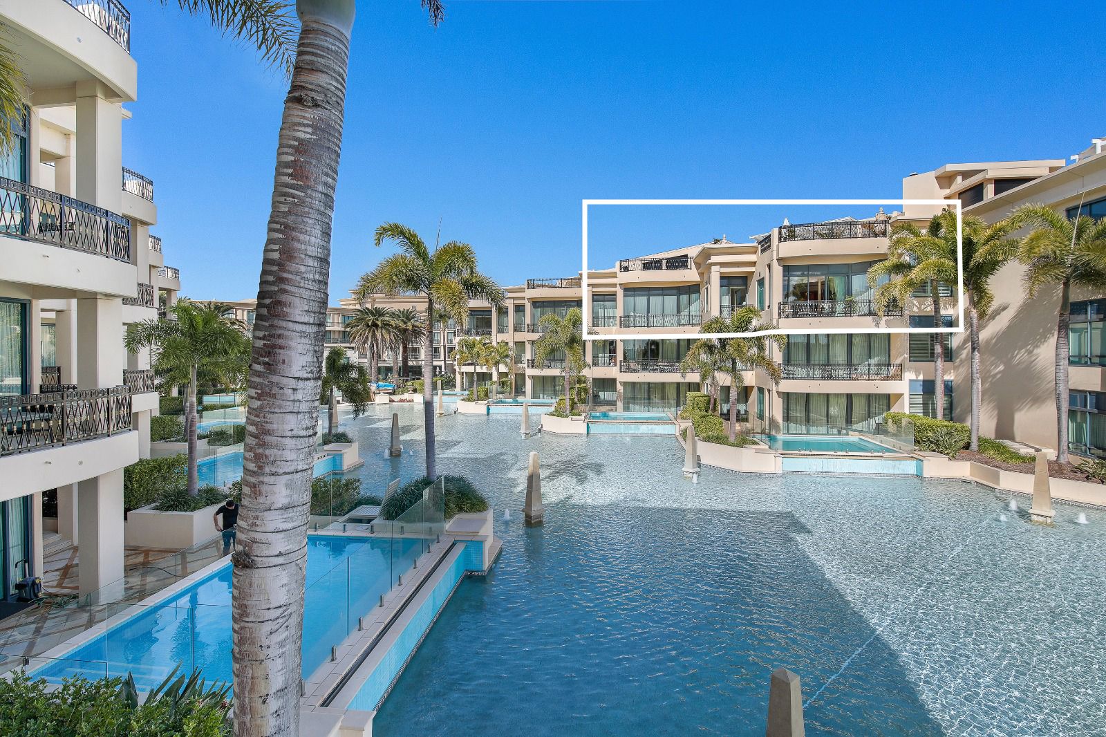 94 Seaworld Drive, Main Beach QLD 4217 Domain