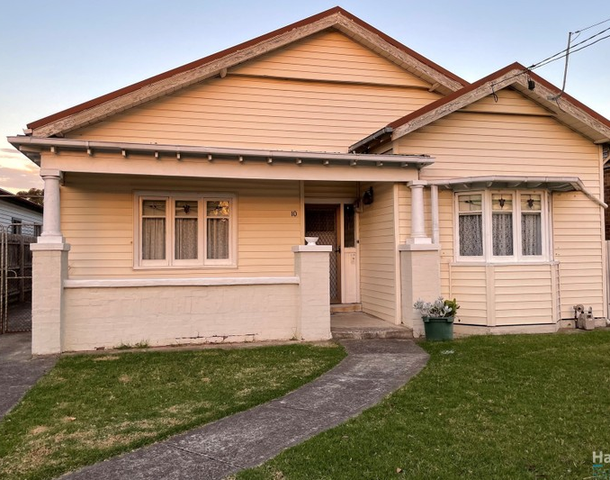 10 Carthew Grove, Preston VIC 3072