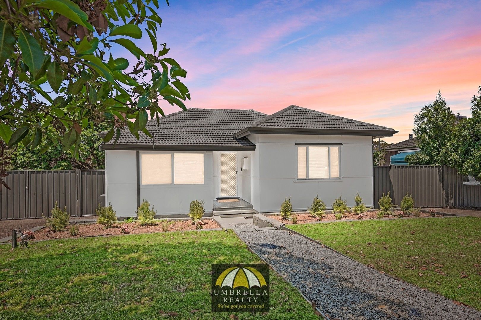 3 bedrooms House in 53 Hands Ave CAREY PARK WA, 6230