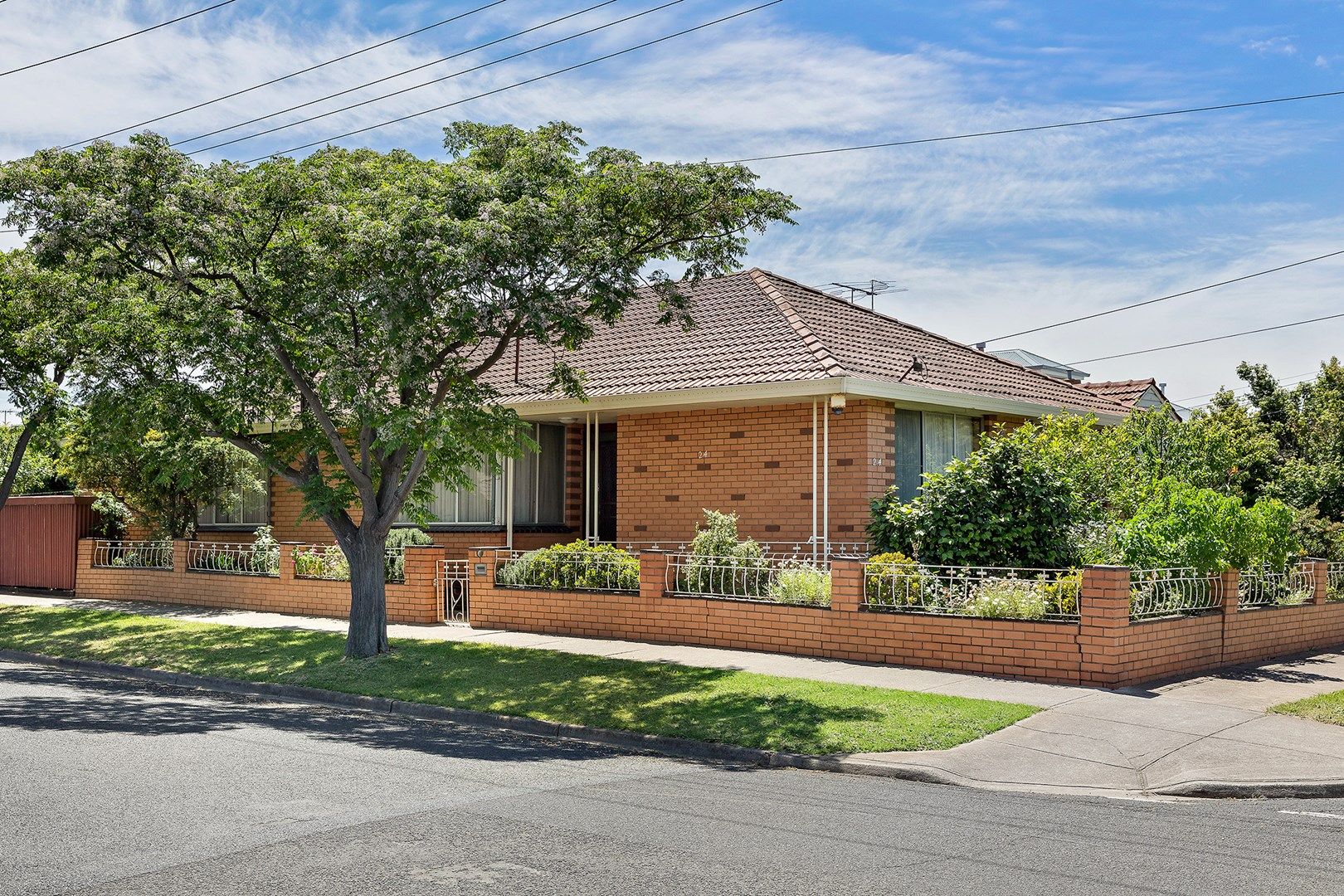 24 Gwelo Street, West Footscray VIC 3012, Image 2