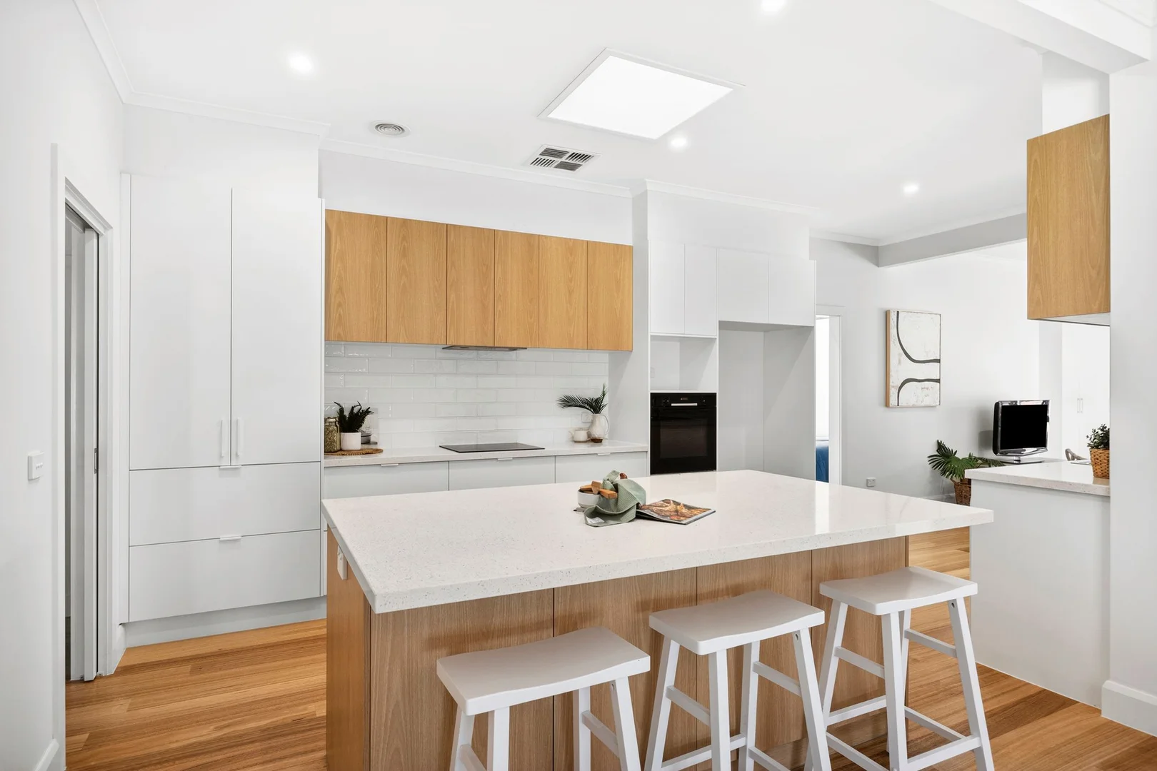 Additional image 2 of 33 Holden Avenue, Rippleside VIC 3215