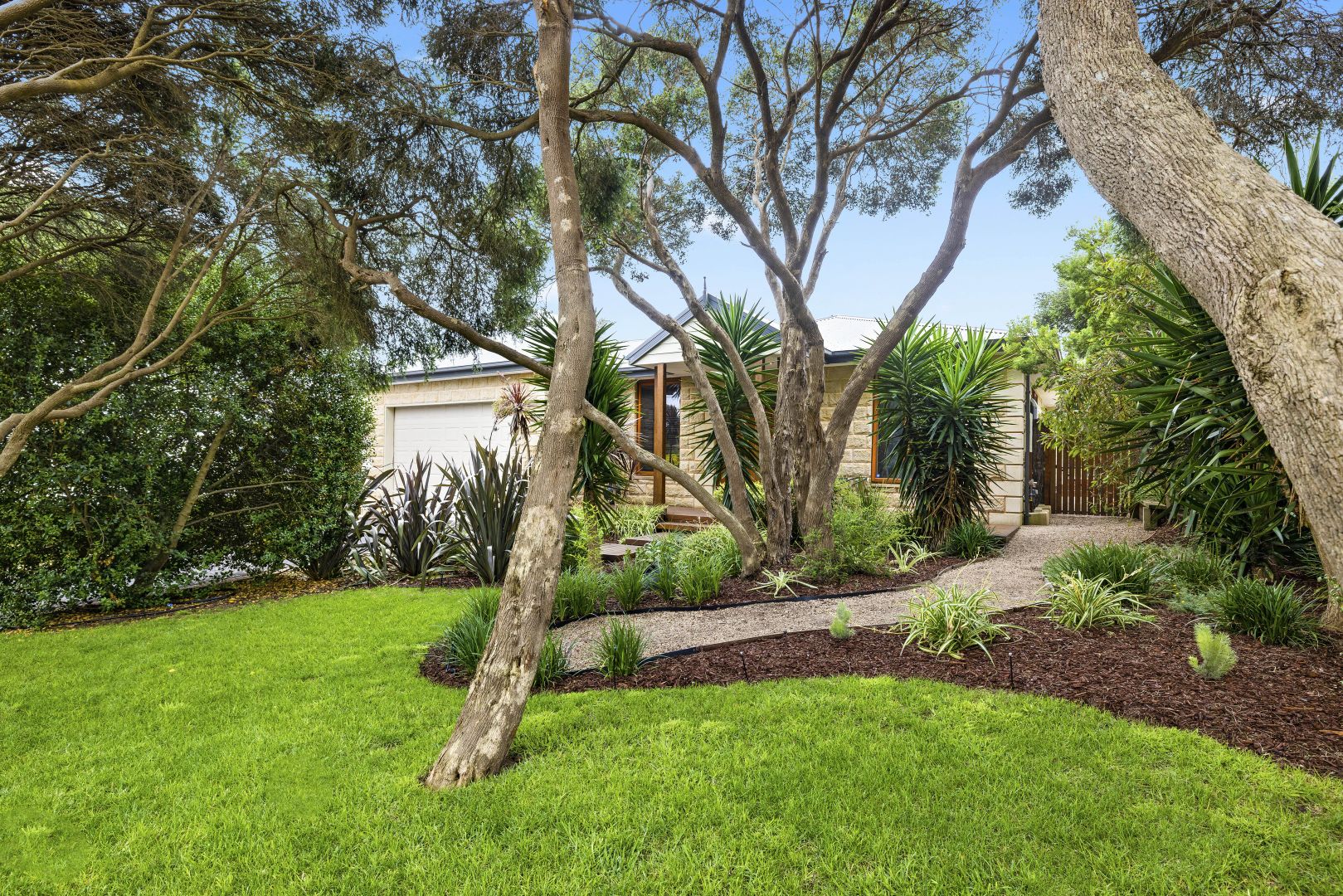 8 Arunta Court, Rye VIC 3941, Image 1