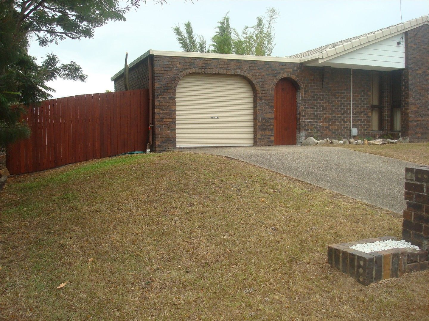 3 bedrooms House in 8 Mayfair Drive BROWNS PLAINS QLD, 4118