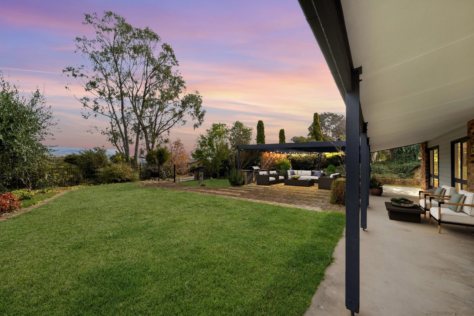 16 Adamson Crescent, Wanniassa ACT 2903, Image 1