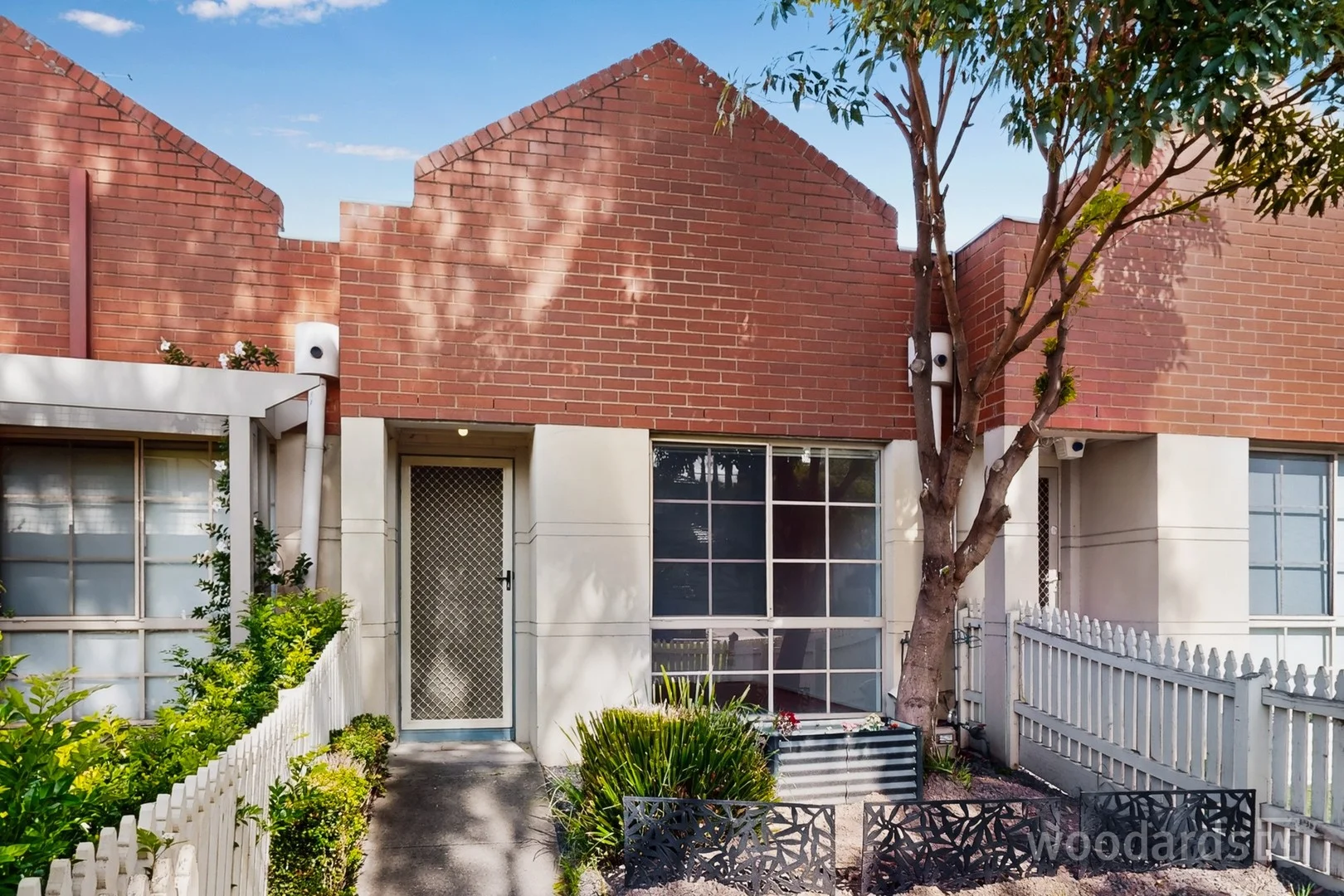 9/2A Cameron Rd, Essendon VIC 3040