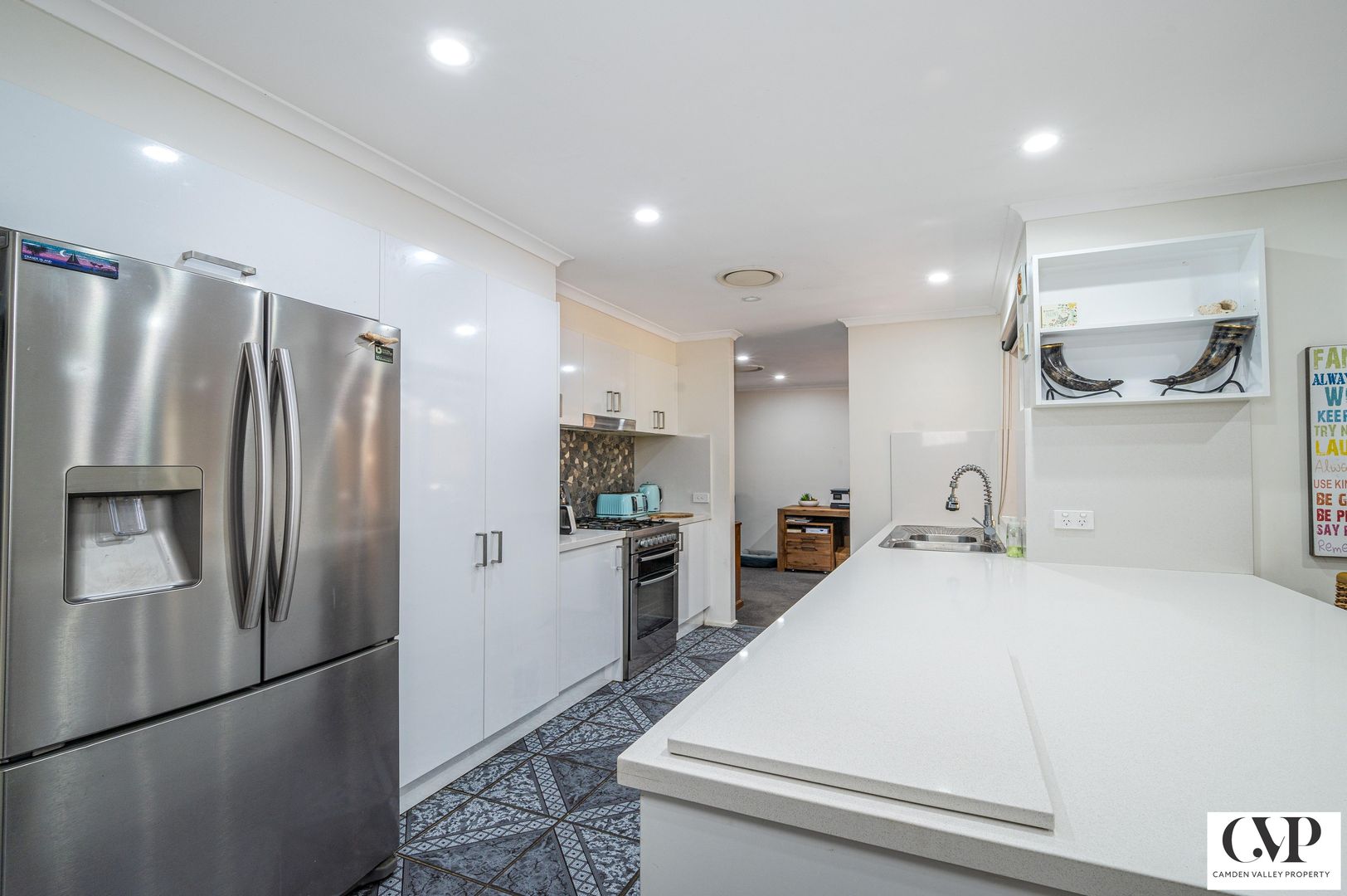 25 Outram Place, Currans Hill NSW 2567, Image 1