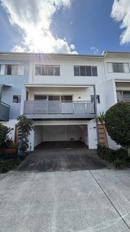 3 bedrooms House in 30 Taylor Place MACKENZIE QLD, 4156