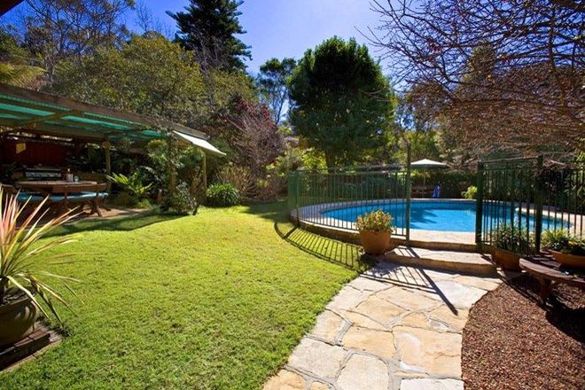 Picture of 8 Barton Crescent, NORTH WAHROONGA NSW 2076