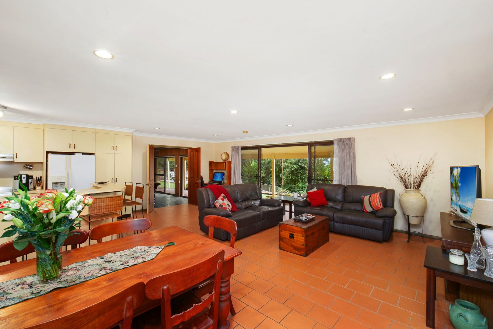 22 Mount Elliot Place, Mount Elliot NSW 2250, Image 2