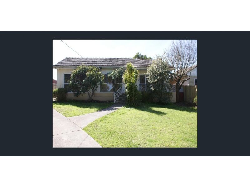 3 bedrooms House in 33 Quarrry Road MITCHAM VIC, 3132