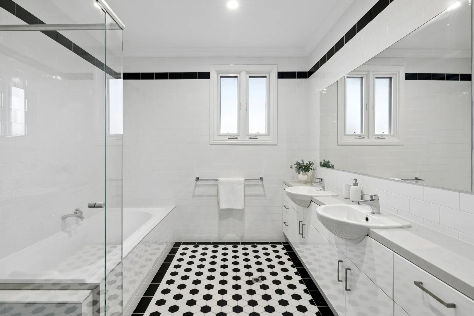 Additional image 28 of 5 Mcpherson Street, Menora WA 6050