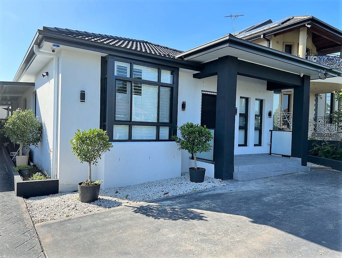 4 bedrooms House in 37 Brennan Road YAGOONA NSW, 2199