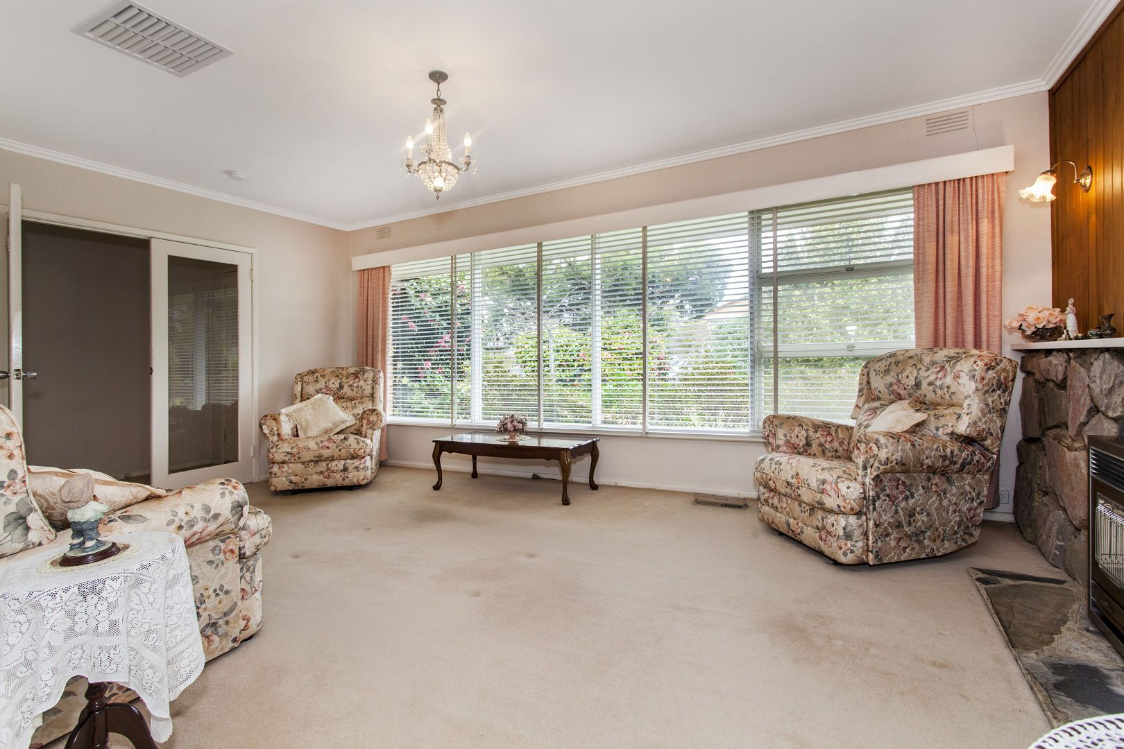 32 Mill Avenue, Forest Hill VIC 3131, Image 2