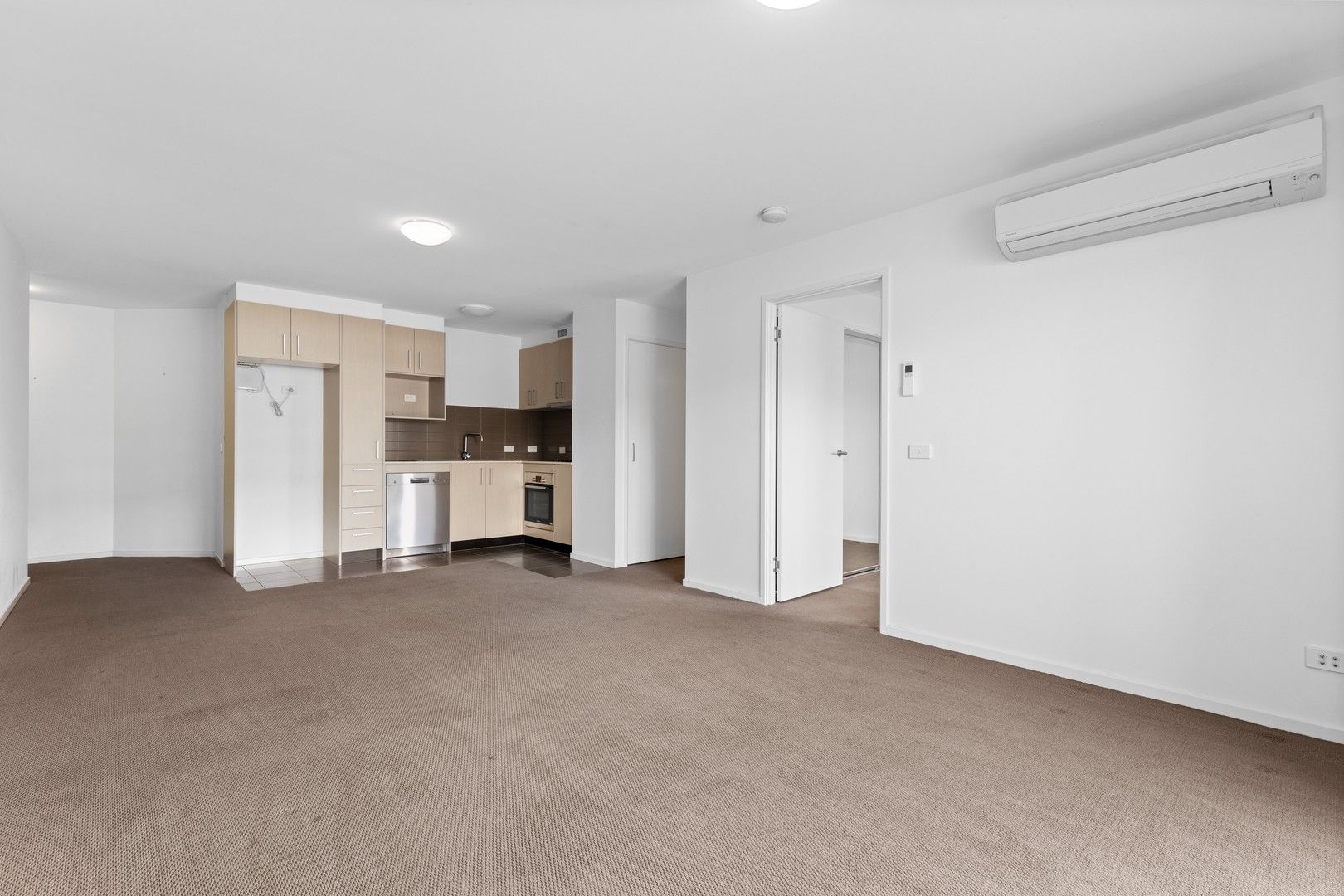 1 bedrooms Apartment / Unit / Flat in 31/28 Mort Street BRADDON ACT, 2612