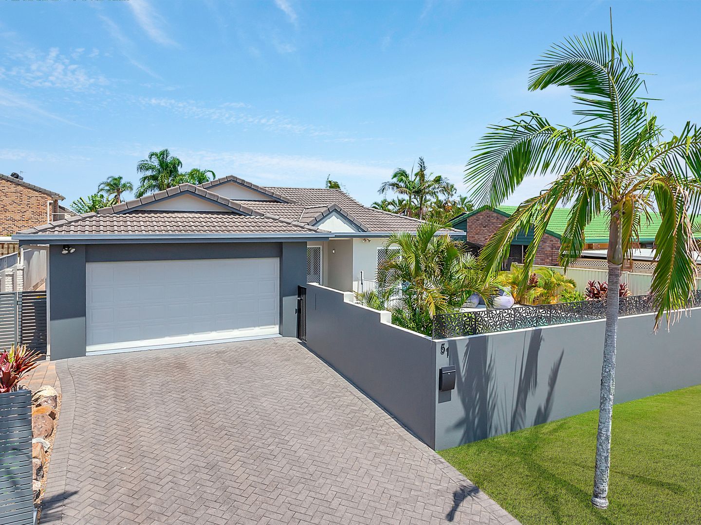 51 Dunlin Drive, Burleigh Waters Property History & Address Research