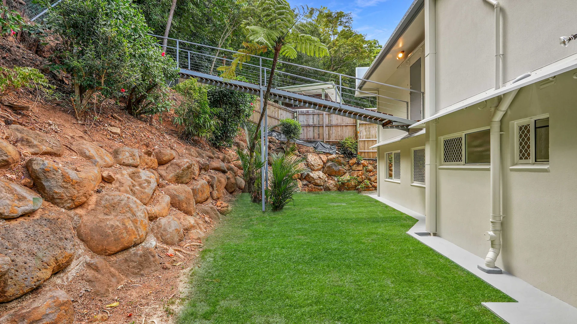 Additional image 23 of Smithfield QLD 4878