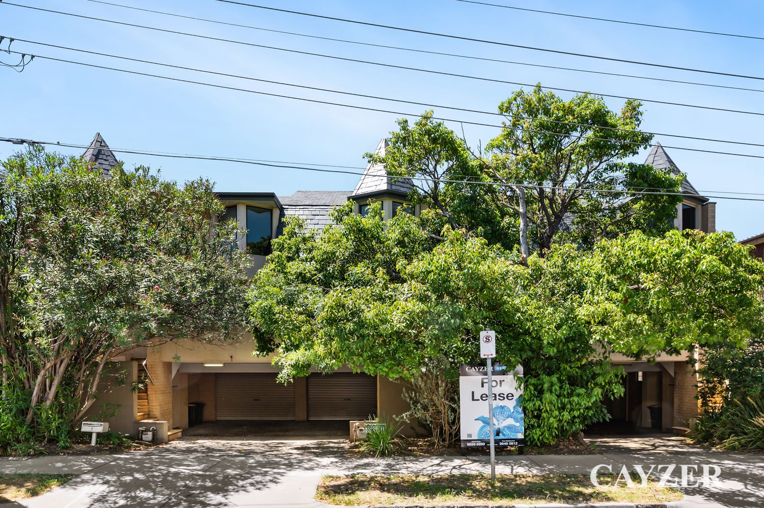 3 bedrooms House in 9C Wando Grove ST KILDA EAST VIC, 3183