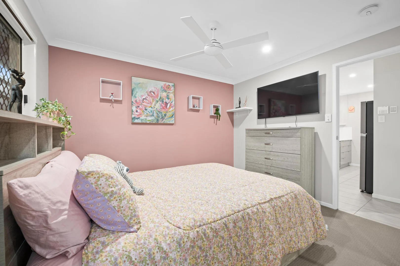 Additional image 14 of 8 Nerang Road, South Ripley QLD 4306
